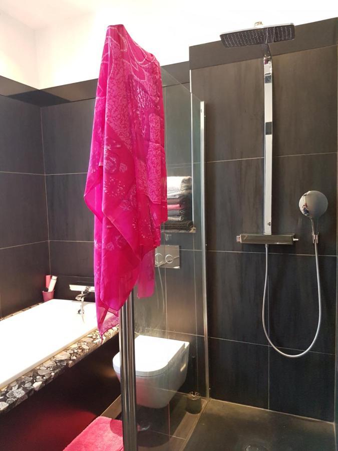 Holiday home Maison De Ville Et Parking Nice 500 M De La Mer Nice